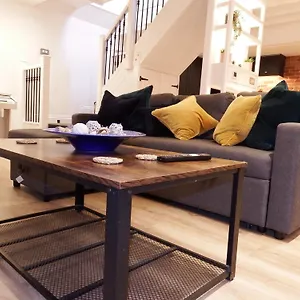 Newly Renovated Stunning Warehouse Apartment Bournemouth